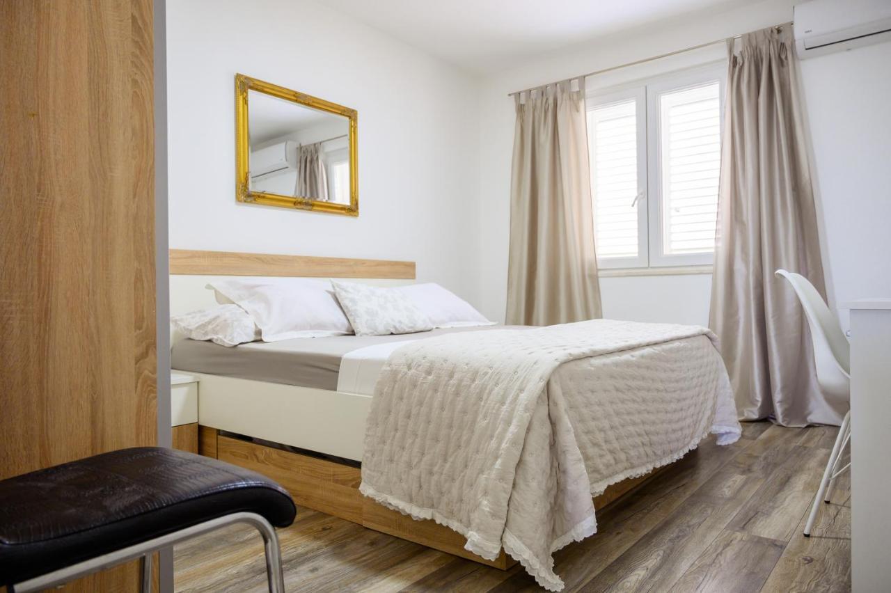 Apartment Tina Ploce  Luaran gambar