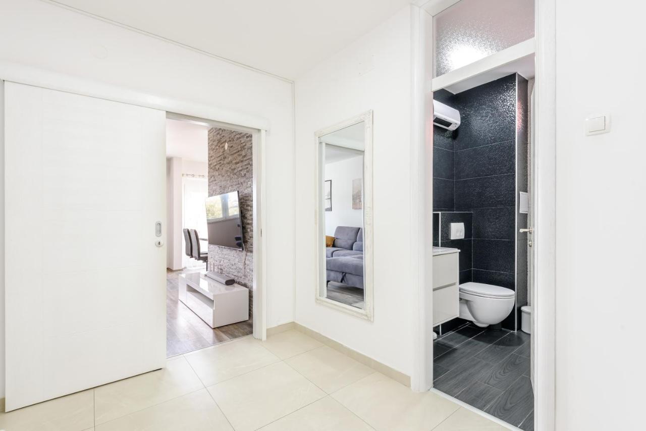 Apartment Tina Ploce  Luaran gambar