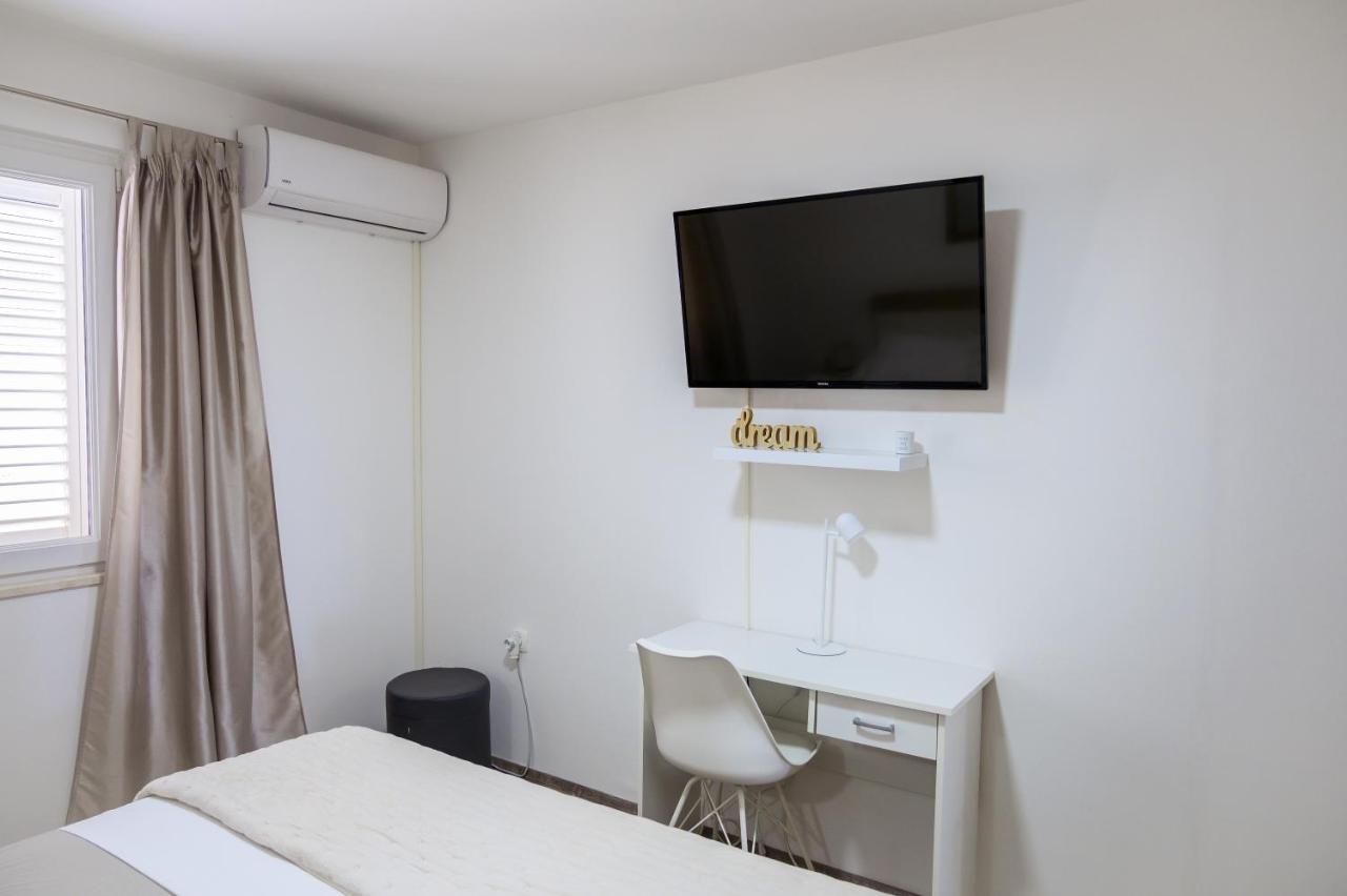 Apartment Tina Ploce  Luaran gambar
