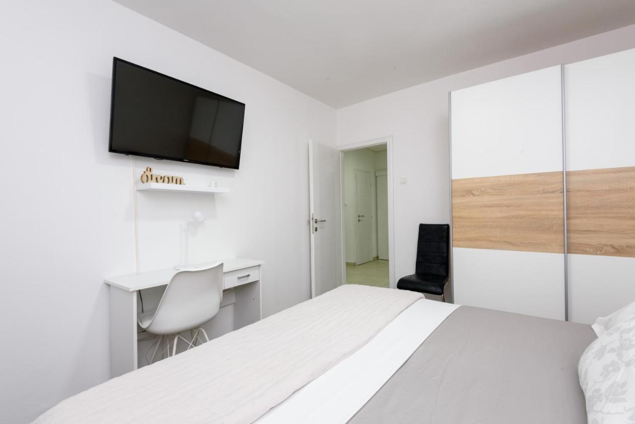 Apartment Tina Ploce  Luaran gambar