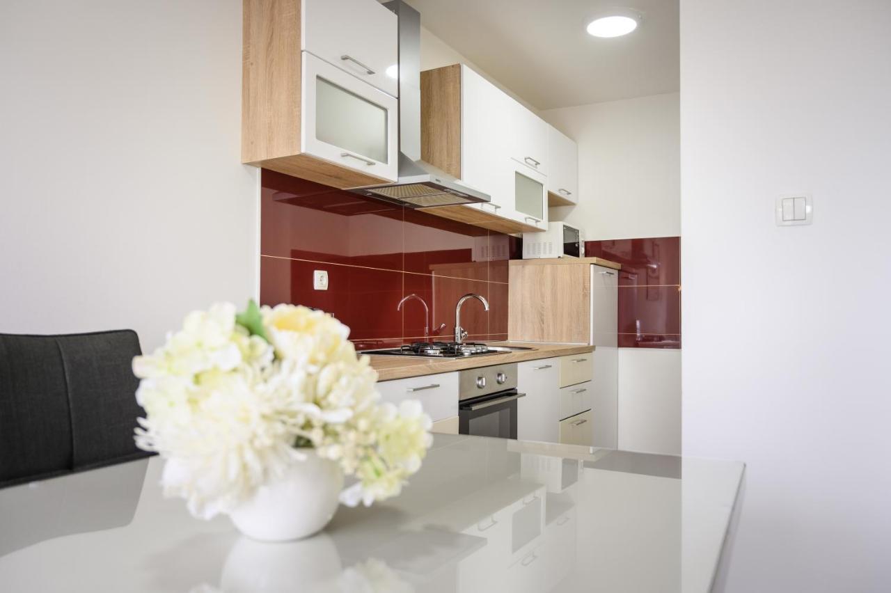 Apartment Tina Ploce  Luaran gambar
