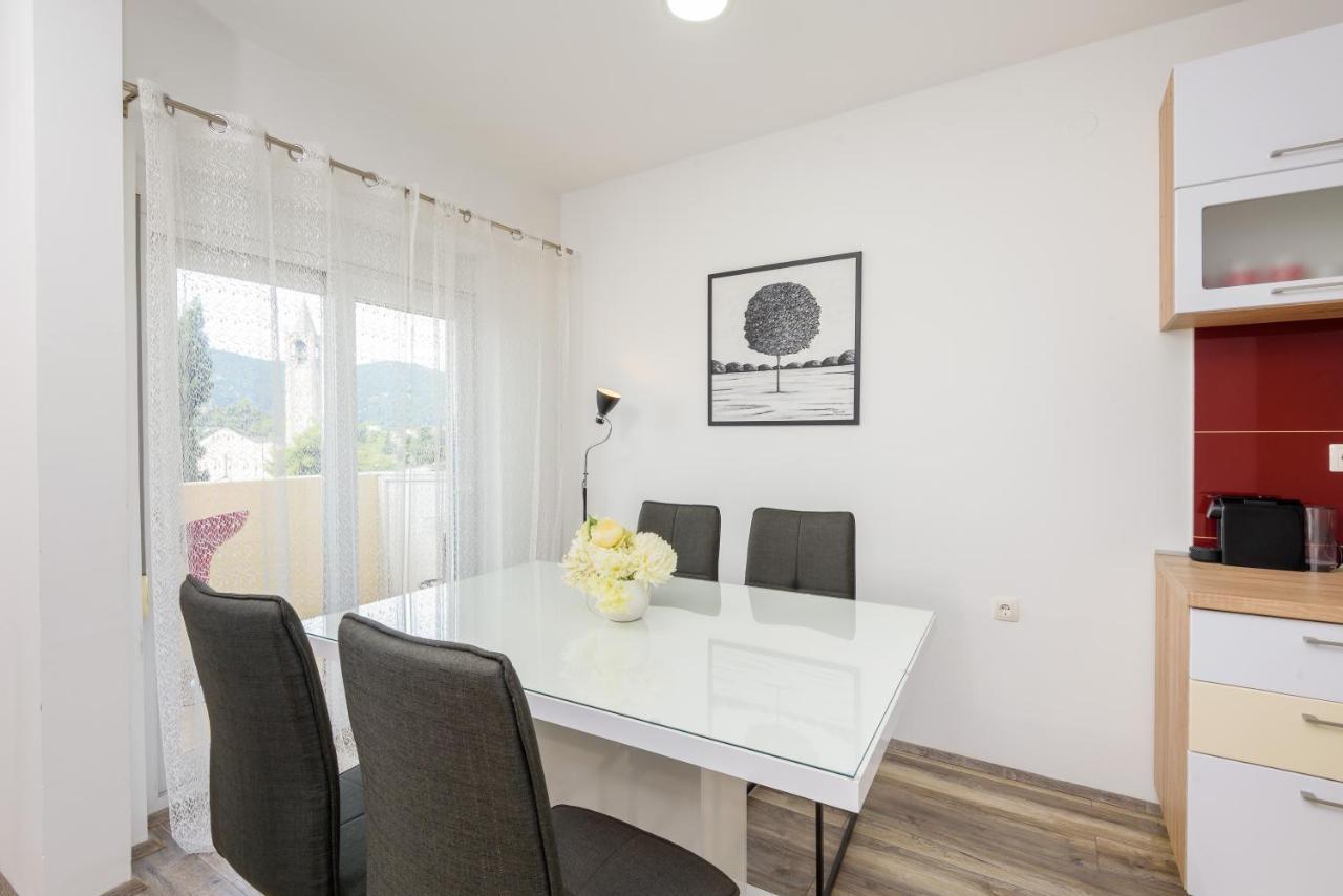 Apartment Tina Ploce  Luaran gambar