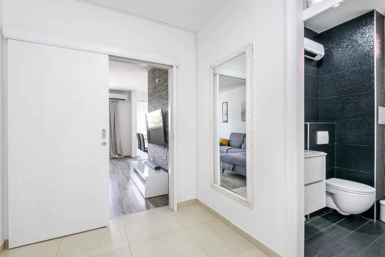 Apartment Tina Ploce  Luaran gambar
