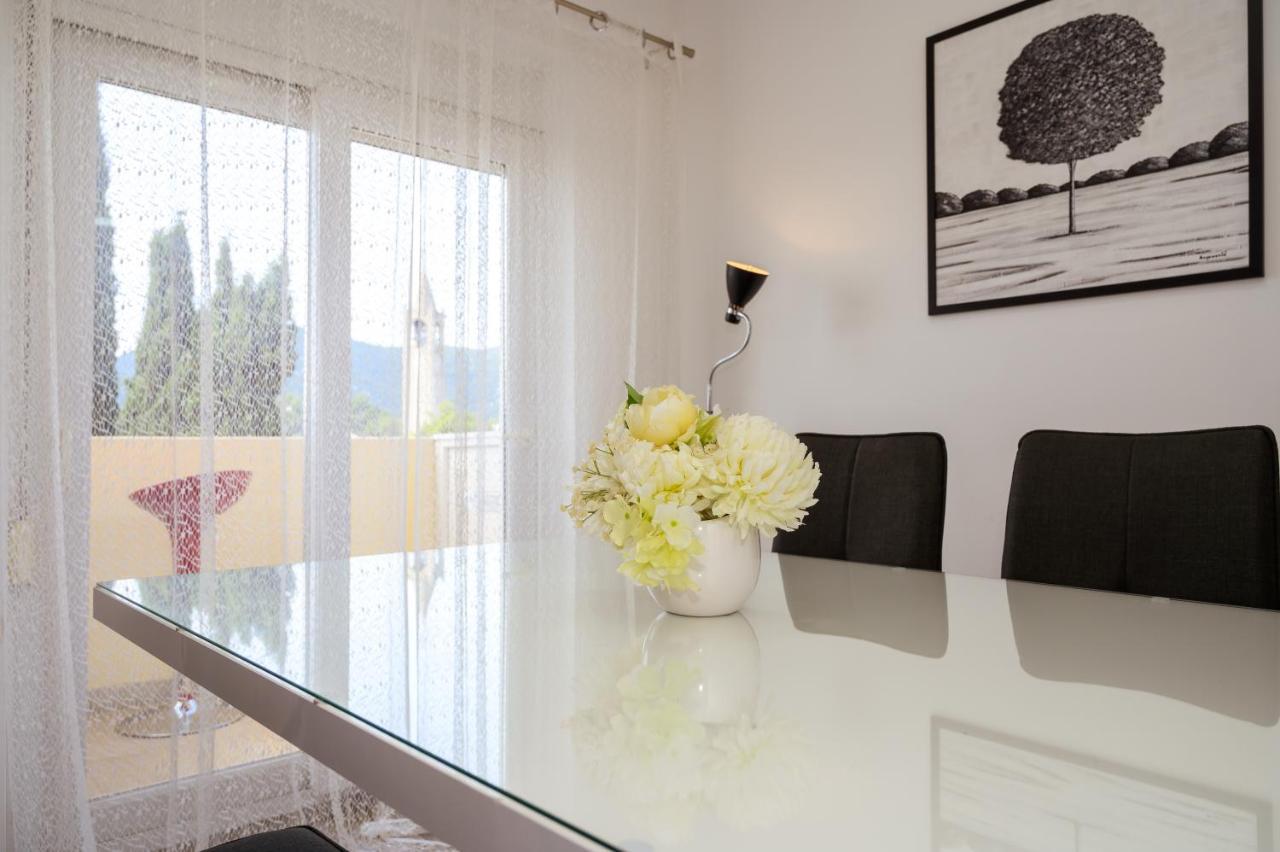 Apartment Tina Ploce  Luaran gambar