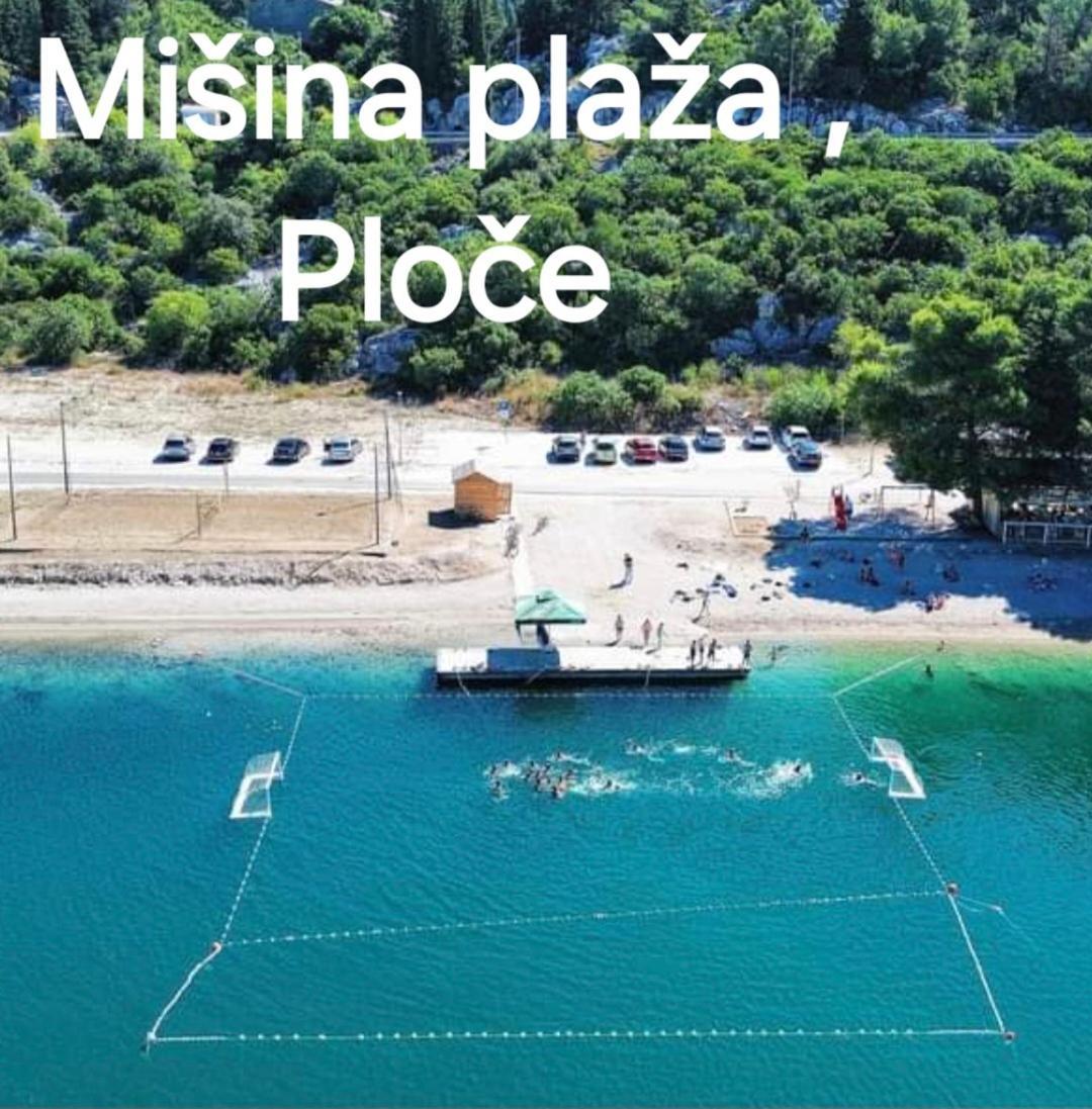 Apartment Tina Ploce  Luaran gambar